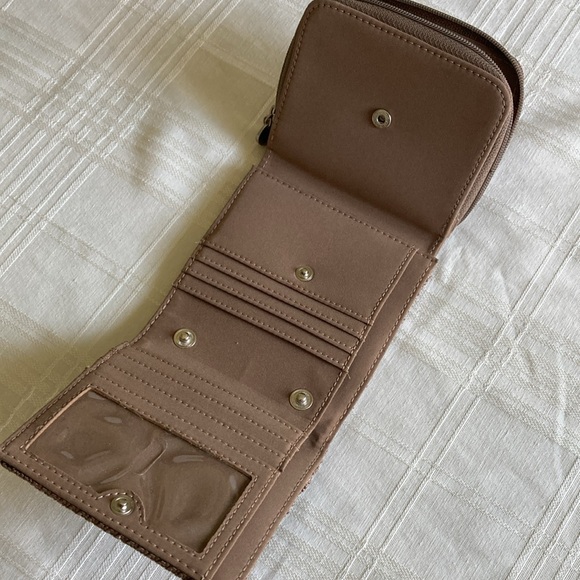 The Sak Tri-fold Wallet Coin Purse - Picture 5 of 6